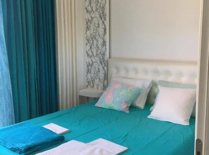 At The Beach! +10min= Port&center. * Ханья