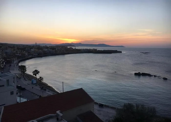 At The Beach! +10min= Port&center.