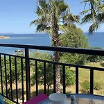 Apartmán At The Beach! +10min= Port&center. *