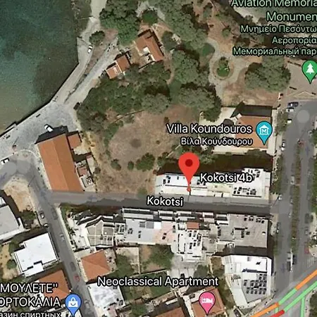At The Beach! +10min= Port&center. Apartment