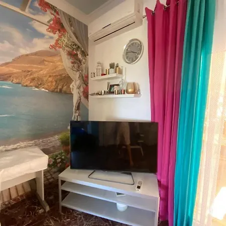 Apartment At The Beach! +10min= Port&center. Chania (Crete)
