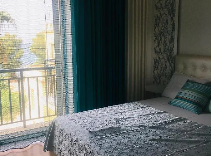 At The Beach! +10min= Port&center. شقة *