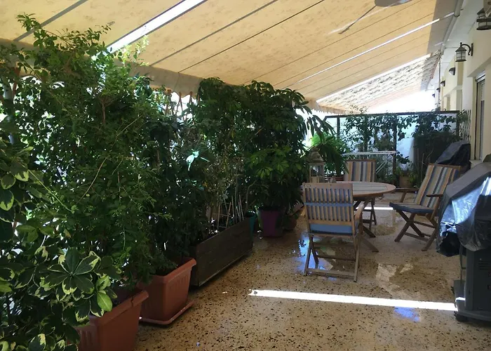 At The Beach! +10min= Port&center. * خانيا