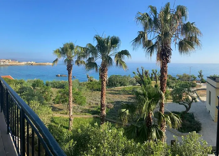 شقة At The Beach! +10min= Port&center. خانيا