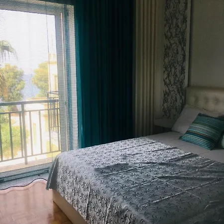 At The Beach! +10min= Port&center. Apartament *