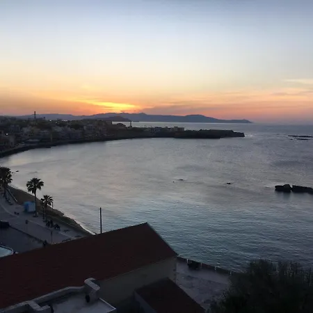 At The Beach! +10min= Port&center.